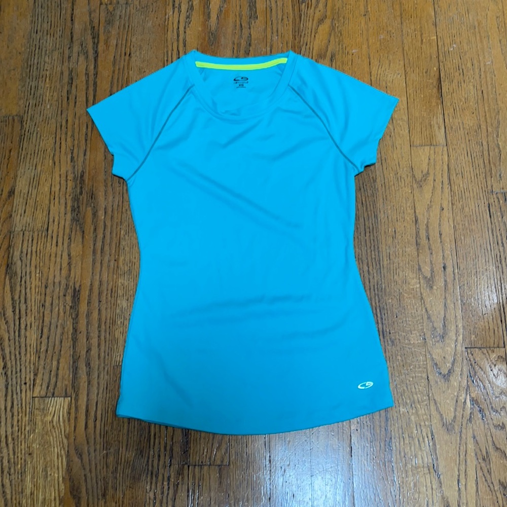 Champion C9 tech tee. Size xs